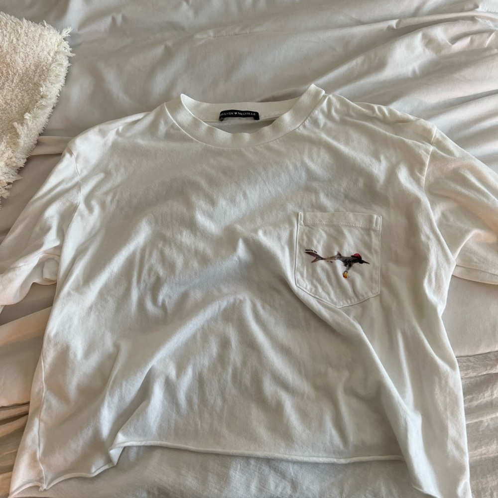 Brandt Melville long sleeve. Only worn once! Super thin and loose fitting.